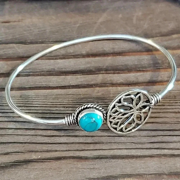 Handcrafted Turquoise Gemstone Lotus Sterling Silver Overlay Cuff Bracelet 6743R - Picture 6 of 8